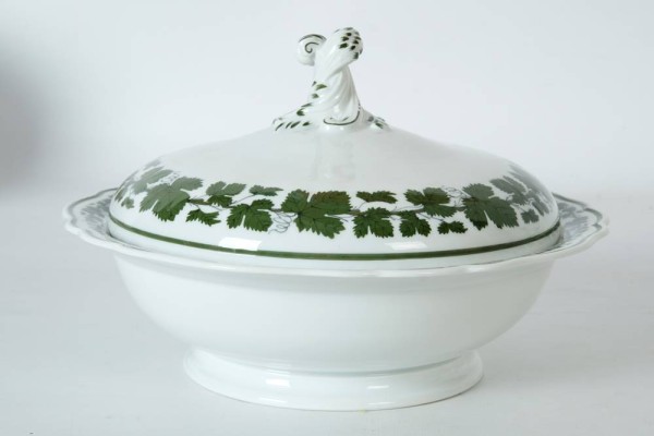 DECKELTERRINE, Meissen, Weinlaub, Durchmesser 22cm, H 8cm