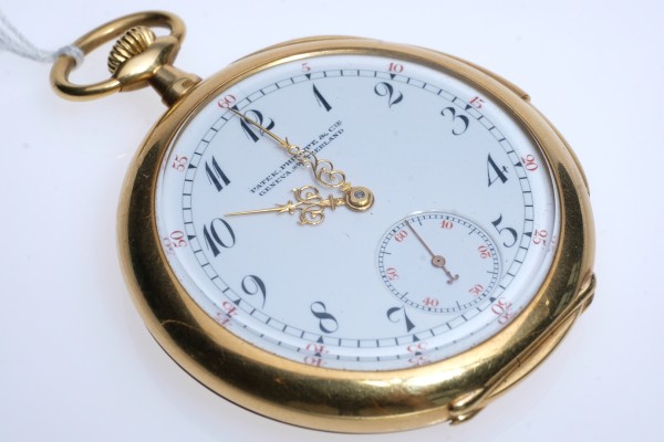 Patek Philippe Taschenuhr 18ct, Gehäuse 750 Gelbgold, Rückseite monogrammiert, Rückdeckel mit Marke und 18ct Punzierung, Gehäuse-Nr. 260066, Staubdeckel mit Gravur: 