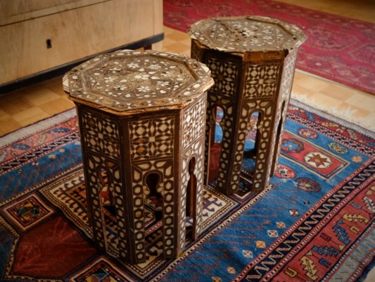 Paar Hocker, Syrien um 1900.