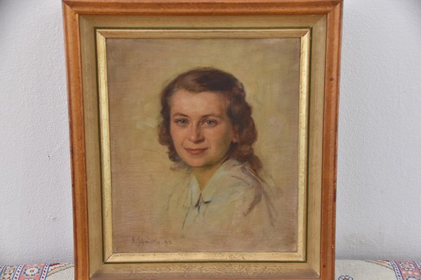 Schmidlin, Adolf (1868-1954) Frauenportrait, eine Frau mit rötlichem Lockenhaar blickt den Betrachter direkt an, leicht verschmitztes Lächeln.