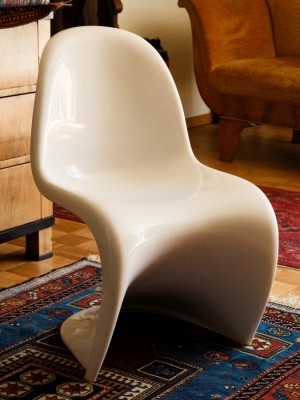 Panton Chair, Freischwinger, Kunststoff, weiß 1991.