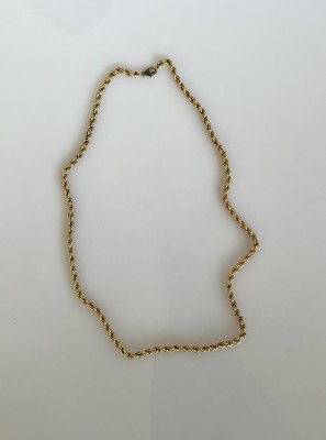 Goldkette im Kordel-Design, klassische Form, zeitloses Design, 750 Gelbgold, Länge 24 cm.