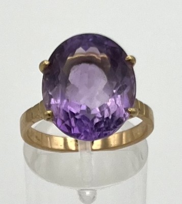 Amethyst-Ring, 585er Roségold, Größe 57. Großer Amethyst in filigraner Roségold-Fassung. 5,36g.