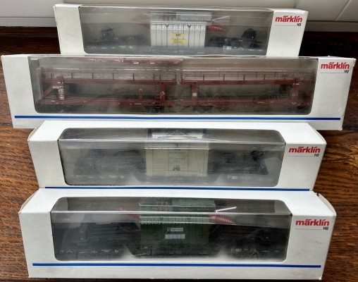 Märklin Digital H0: Konvolut bestehend aus vier Wagons, 4617 (2x), 4618 und 4712, in OVP.