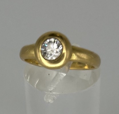 Solitär-Ring mit Halbkaräter in Gelbgoldfassung 750 (punziert).