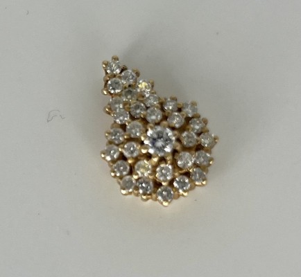 Üppiger Brillantanhänger in Tropfenform, Fassung Gelbgold 585 (punziert).