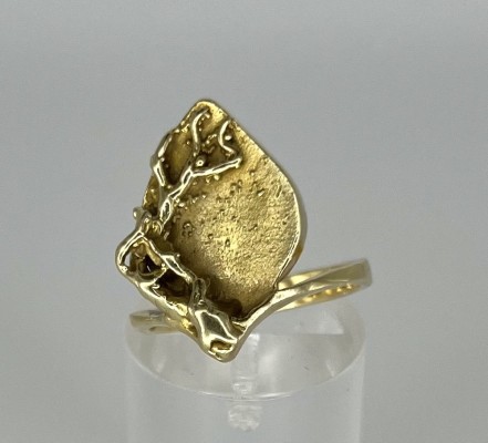 Design-Ring, Gelbgold 585 (punziert).