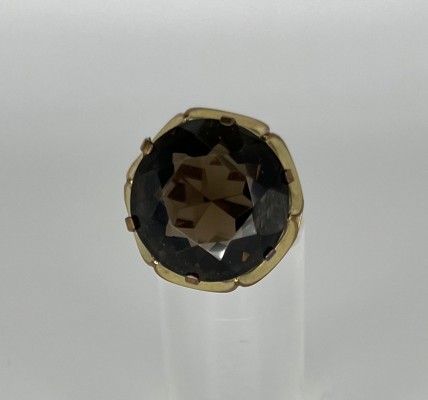 Ring mit großem Rauchquarz, Gelbgold 333.