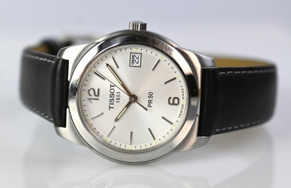 HERRENARMBANDUHR Tissot PR 50